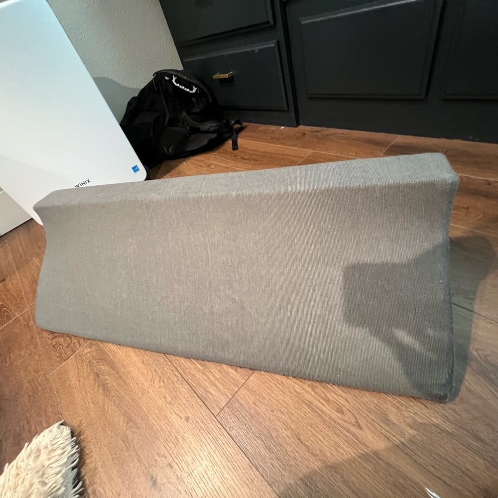 Wedge Pillow 34 inch, Side Sleeping, Pregnancy, Back/Leg Pain Relief. Surgery.